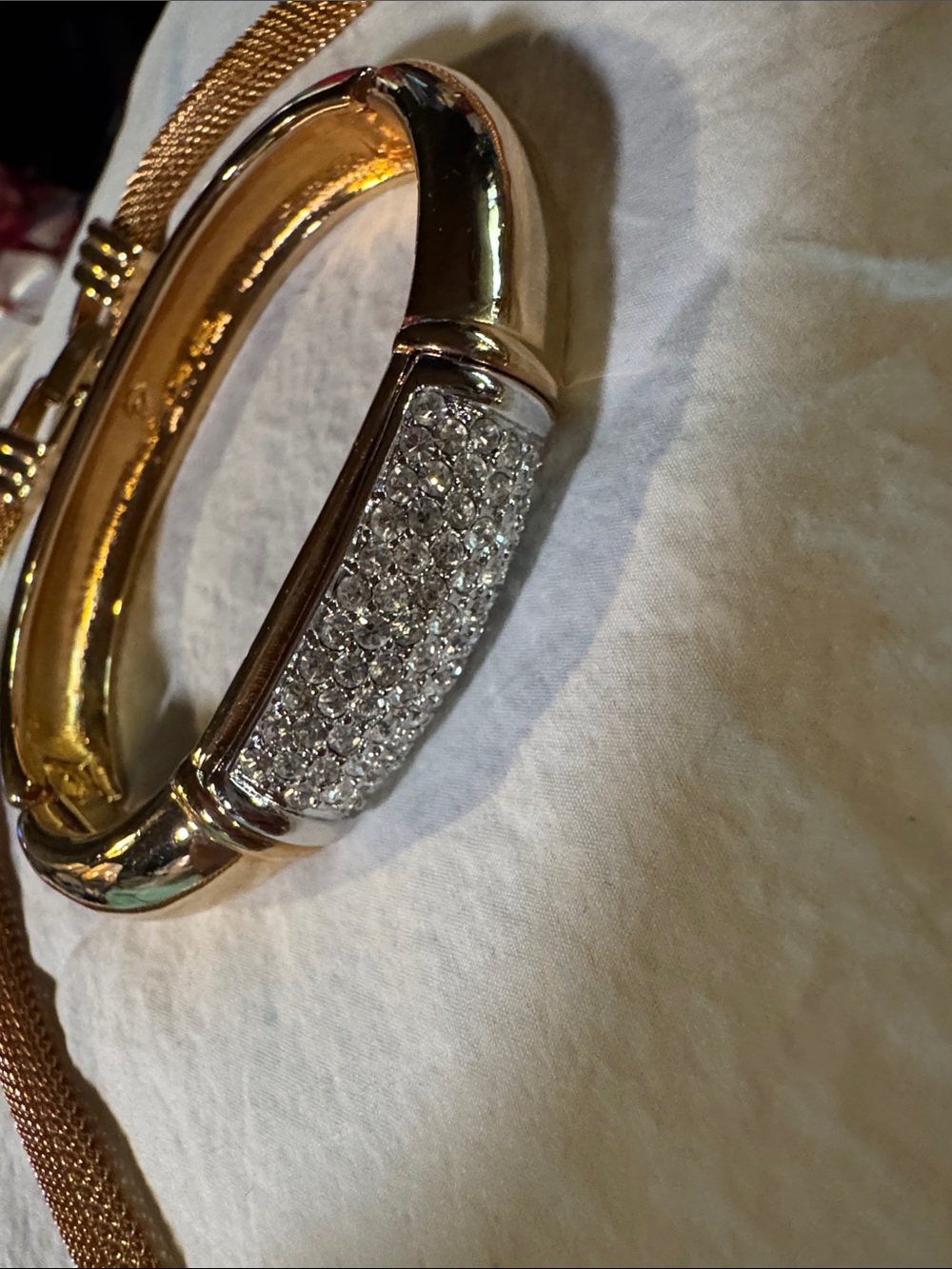 Vintage 1980’s Swarovski Gold-Tone Crystals Mesh Necklace and Bracelet Set - Picture 3 of 10